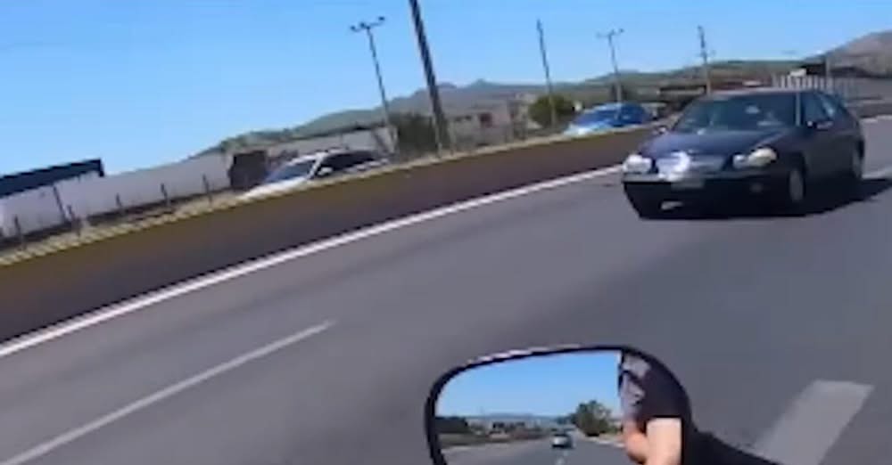 Ταυτοποιήθηκε η γυναίκα που οδηγούσε στο αντίθετο ρεύμα της Αθηνών - Κορίνθου στο ύψος της Μαγούλας