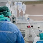 Έκτακτη είδηση: Σε κρίσιμη κατάσταση στη ΜΕΘ αγαπημένος Έλληνας δημοσιογράφος