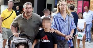 Ελένη Φωτοπούλου: Οι ευχές στον σύζυγό της, Άκη Παυλόπουλου – «Ο φύλακας άγγελος όσων έχουν την τύχη να βρίσκονται κοντά του»