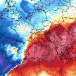 Καιρός: Πότε μπαίνει σε θερμικό θόλο η χώρα – Πότε και σε ποιες περιοχές θα έχουμε καύσωνα