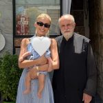 Συγκίνηση για την Καινούργιου: Επισκέφτηκε τον πνευματικό της μαζί με την κόρη της – «Το παιδί που ήταν μια προσευχή, σήμερα ήταν εκεί»