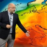 Δυστυχώς, επιβεβαιώνονται τα δυσάpεστα για τον καιρό: Πότε έρχεται καύσωνας – Η πρόβλεψη Αρναούτογλου