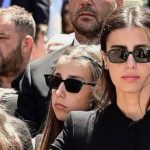 Κηδεία Βαρβιτσιώτη: Συγκλόνισαν οι εγγονές του – «Παππού, μας λείπεις πολύ – Είναι τιμή μας που είμαστε εγγονές σου»