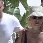 Χαμός στο Nammos: Καινούργιου και Κουτσουμπής σε τρυφερά τετ-α-τετ – Πώς αντέδρασε ο κόσμος μόλις τους είδε