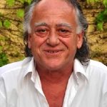 Νίκος Καλογερόπουλος: Η τελευταία δημόσια εμφάνισή του πριν φύγει από τη ζωή – Μαυροφορεμένος και θλιμμένος