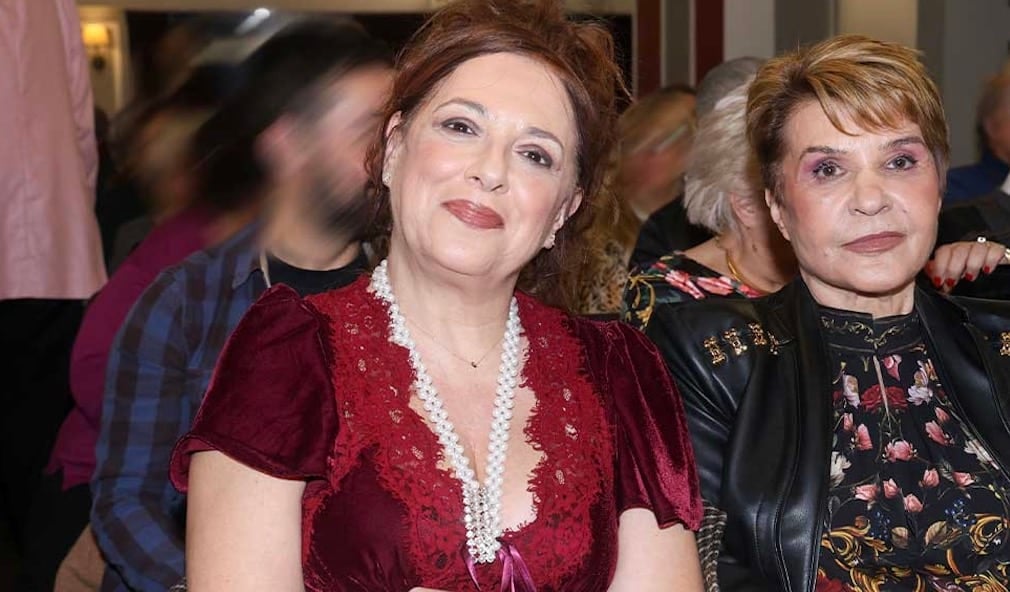 Ελένη Ράντου: Με πουά μπικίνι στα 62 της – Η αρετουσάριστη φωτογραφία από τις διακοπές της στην Λευκάδα