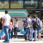 Σχολικές εκδρομές: Ο καθηγητής θα επιβλέπει ακόμη και την ταχύτητα του λεωφορείου