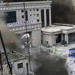 Αυξάνονται διαρκώς τα θύματα, φόβοι για εκατοντάδες νεκρούς στο Νεπάλ: Τα σενάρια για το πώς προκλήθηκε το χάος