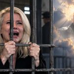 Με ουρλιαχτά πέρασε την πρώτη νύχτα στον Κορυδαλλό η γιατρός του θανάτου: «Βγάλτε με από δω, δεν είμαι φόνισσα – Θα πέθαινε έτσι κι αλλιώς…»