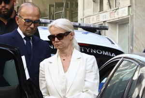 Δεν άντεξε! Έσπασε την σιωπή της η γραμματέας της Καρνεάδου: «Ουρλίαζει» στο κελί η Γάκα, την… έκαψε – «Πέθανε ένας άνθρωπος και στο μυαλό τους ήταν να…»