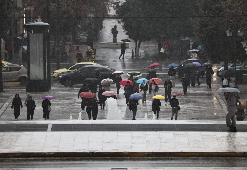 Αλλάζει ραγδαία ο καιρός: Οριστικό… τέλος του καλοκαιριού – Η ημερομηνία που το σκηνικό γίνεται… χειμωνιάτικο – Πότε ξεκινάνε τα κρύα