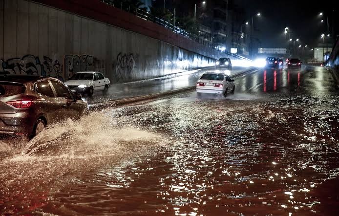 Συναγερμός τώρα από Αρναούτογλου για τον καιρό: Έρχονται ισχυρές καταιγίδες και ψυχρή μεταβολή – Πώς θα ξεκινήσει ο Οκτώβριος