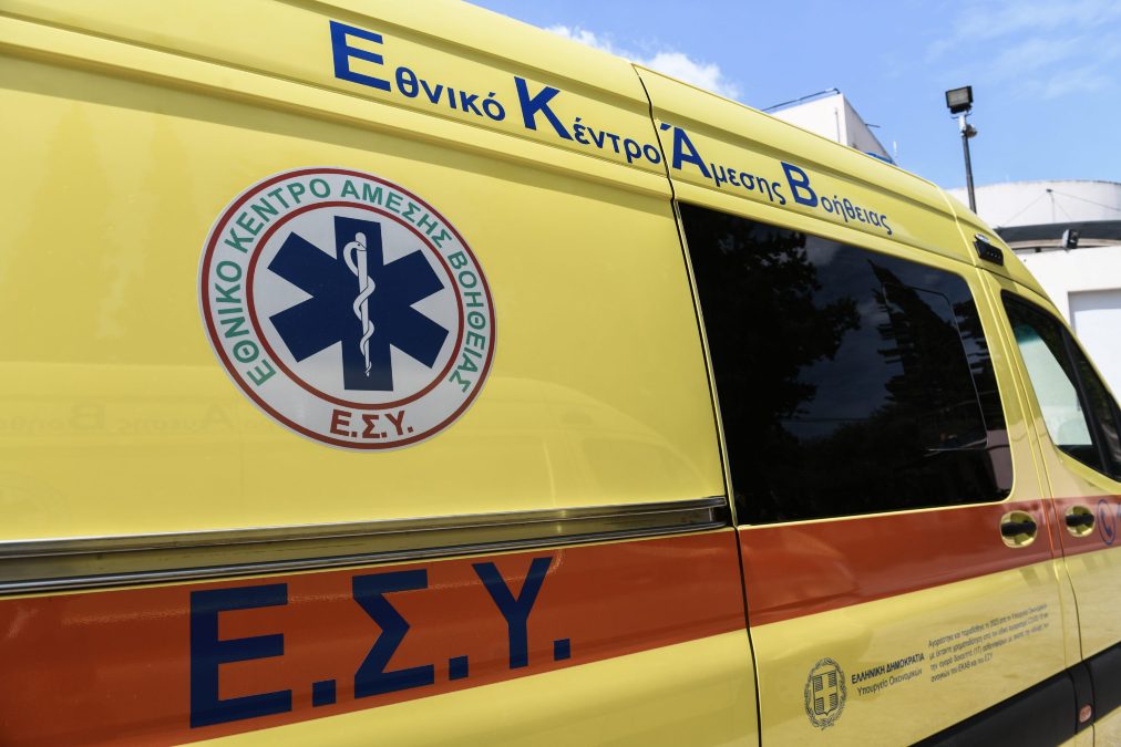 Θρήνος στη Ζαχάρω – Άνδρας έχασε τη ζωή του από ηλεκτροπληξία μπροστά στο παιδί του