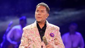 Η τελευταία στιγμή του Γιώργου Μαζωνάκη: Η ανατριχιαστική φράση που φέρεται να φώναξε λίγο πριν ξεψυχήσει στο ιατρείο