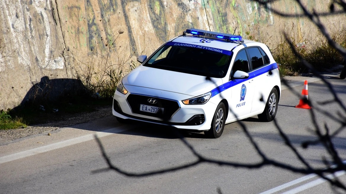 Αυτός είναι ο λόγος που άφησαν τα δύο παιδάκια στο σχολικό λεωφορείο κλαμμένα και κατουρημένα