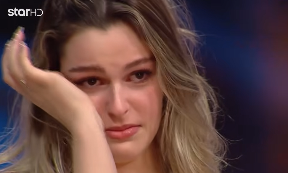 GNTM: «Έχω τις καμπύλες μου» – Η 20χρονη λύγισε μπροστά στους κριτές και ξέσπασε σε κλάματα με αυτό που της είπαν