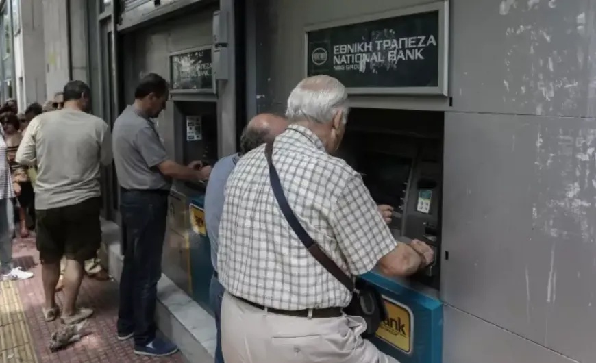 Αλλαγή τελευταίας στιγμής με τις συντάξεις Οκτωβρίου 2026: Μπαίνουν από αύριο τα χρήματα στους τραπεζικούς λογαριασμούς
