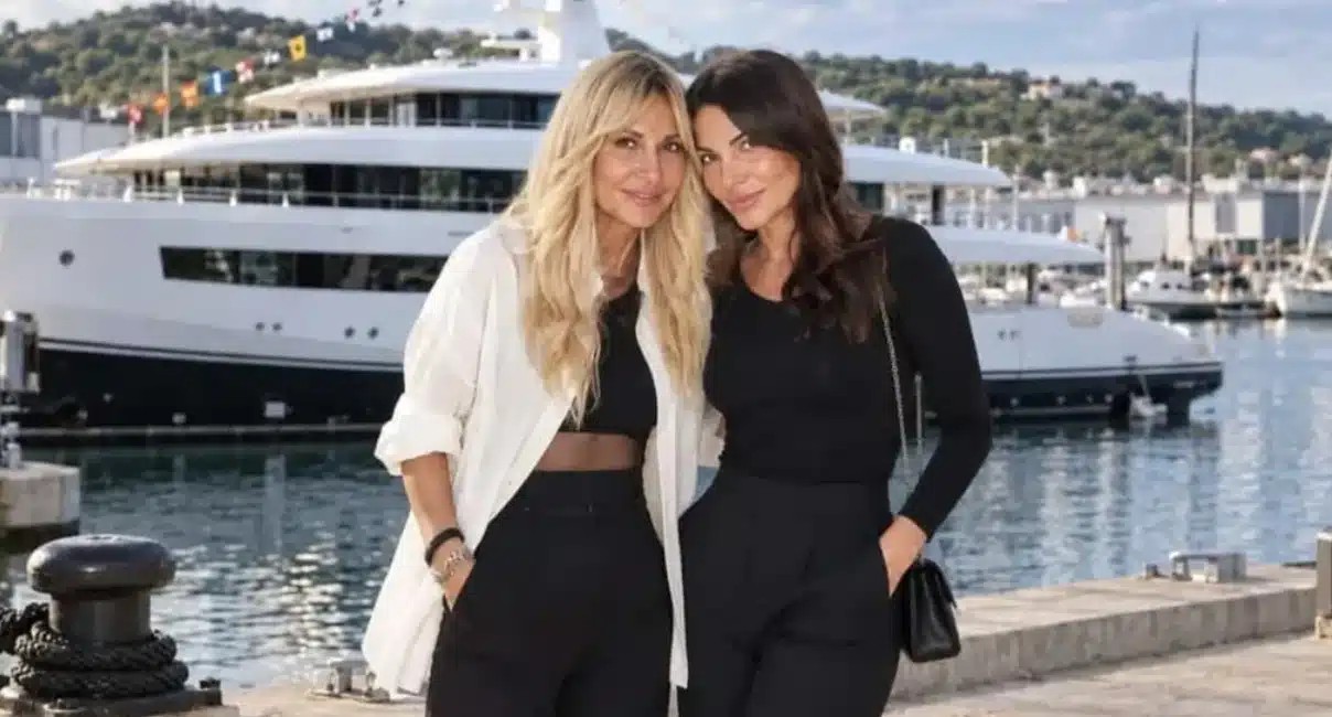 Δήμητρα Κούστα: Νέο πλωτό παλάτι εκατομμυρίων – Μ’ αυτό θα οργώνει τις θάλασσες με τη Βίσση