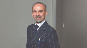 Μόλις έσκασε η νέα καταγγελία: Η βαλίτσα, οι δονητές και η «θεραπεία» που φέρεται να πρότεινε ο γιατρός του Μαζωνάκη