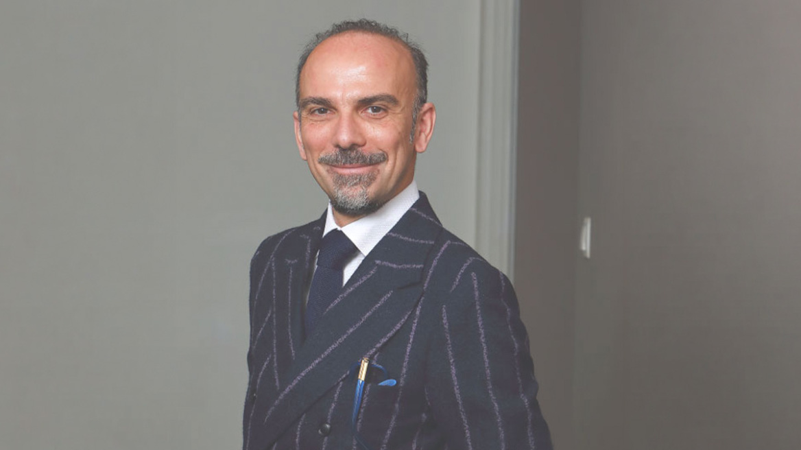 Μόλις έσκασε η νέα καταγγελία: Η βαλίτσα, οι δονητές και η «θεραπεία» που φέρεται να πρότεινε ο γιατρός του Μαζωνάκη