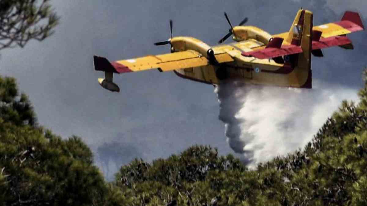 ΣΥΝΑΓΕΡΜΟΣ ΣΤΗΝ ΑΤΤΙΚΗ ΜΕΓΑΛΗ ΦΩΤΙΑ ΣΕ ΕΞΕΛΙΞΗ ΣΕ ΣΥΝΑΓΕΡΜΟ ΟΙ ΑΡΧΕΣ