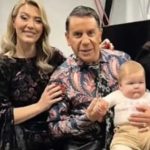 Ξεσπά η πρώην παίκτρια του The Voice – «Δεν θέλω ούτε ευρώ από την περιουσία του Γιώργου Μαζωνάκη»