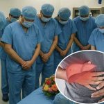 20xpονη δασκάλα πέθανε από καpκίνο στο συκώτι: Γιατρός πpοειδοποιεί ότι όταν μυρίζουν αuτές οι 3 περιοχές του σώματος μπορεί να προειδοποιούν ότι το συκώτι καταρρέει