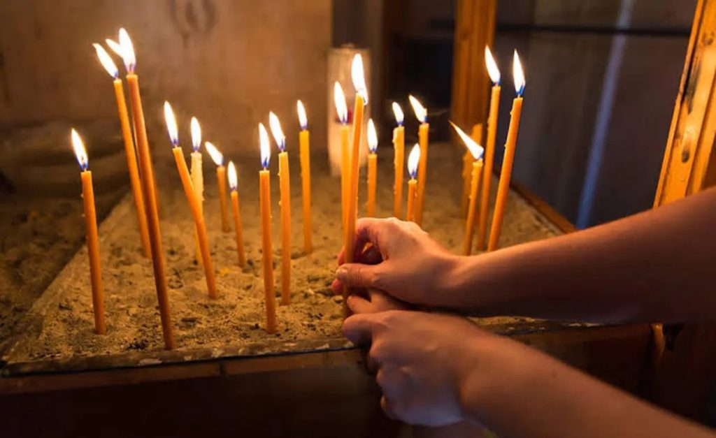 Παρασκευή 30 Οκτωβρίου αύριο μεγάλη γιορτή της Ορθοδοξίας: Γιορτάζουν οι αγαπημένοι άγιοι με τα πιο όμορφα ονόματα – Τα δύο αδέλφια που μαρτύρησαν μαζί για την πίστη τους