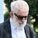 Πέτρος Φιλιππίδης: Επιστρέφει στο θέατρο και ξαναγίνεται σταρ της τηλεόρασης-Ποιο είναι το πρόσωπο-βόμβα που τον στηρίζει;
