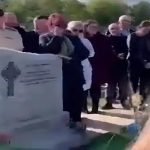 «Βγάλτε με έξω, είναι σκοτεινά εδώ»: Άνδρας φώναζε από τον τάφο στην κηδεία του
