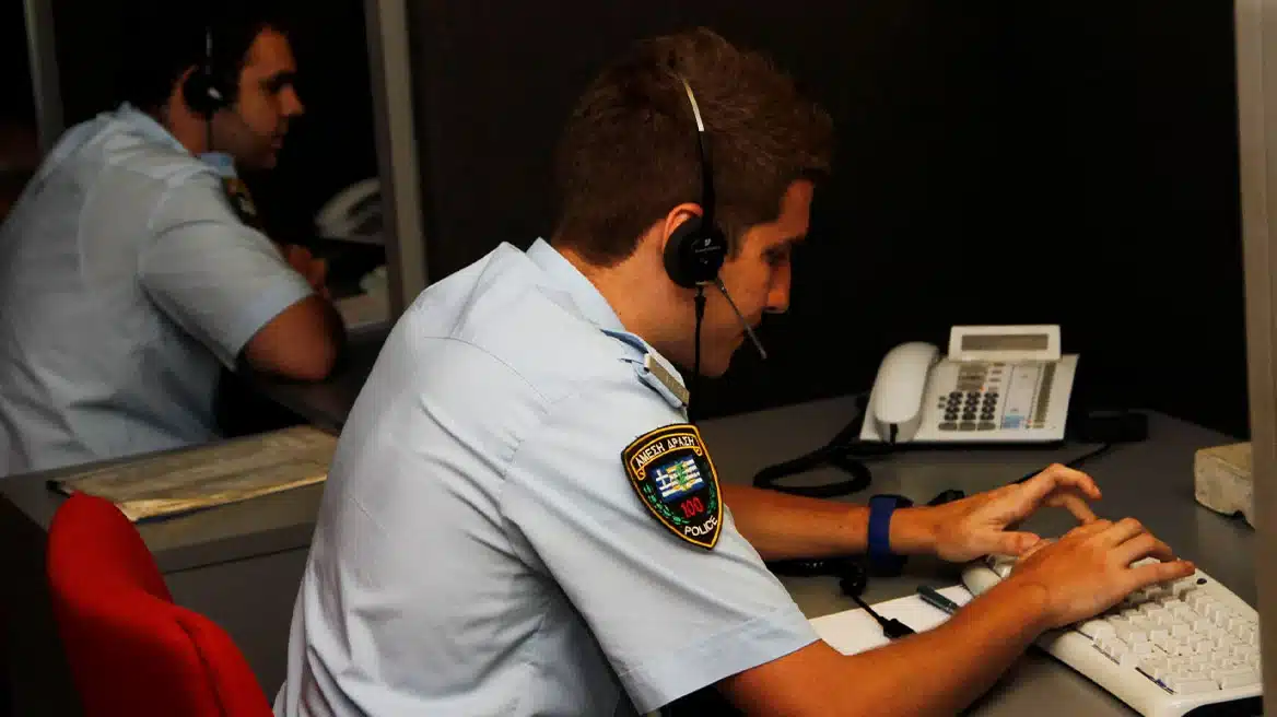 Εκτός λειτουργίας το 100 της Άμεσης Δράσης και το 199 της Πυροσβεστικής – Μέσω του 112 η επικοινωνία
