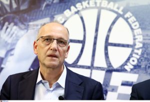 Βαγγέλης Λιόλιος: Ο παιδίατρος από την Πάτρα, η δημιουργία των Coffee Island, η οικογένεια, ο Προμηθέας, η προεδρία της ΕΟΚ, το σκάνδαλο και η σύλληψη