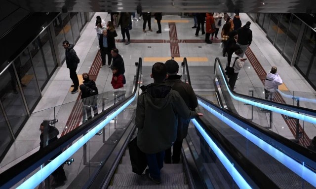 Κλείνουν 5 σταθμοί του μετρό – «Προετοιμαζόμαστε ακόμα και για το χειρότερο»