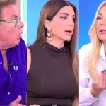Happy Day: «Πλακώθηκε» ο Παπανώτας με την Μεσσαροπούλου – «Σας παρακαλώ, είναι εθνική εορτή!» φώναζε η Τσιμτσιλή – Βίντεο