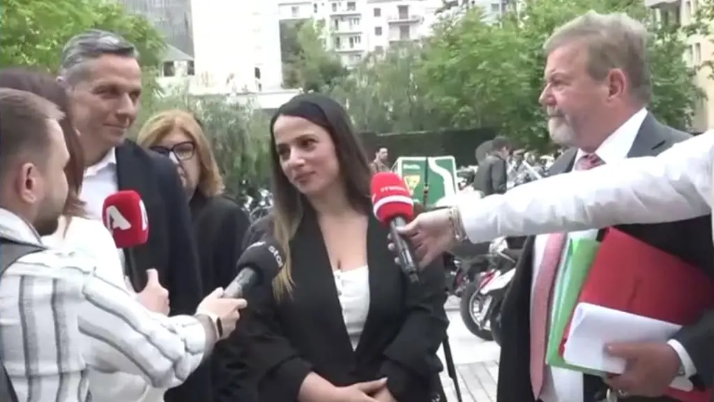 Σημαντική δικαστική νίκη απέναντι στον ΣΚΑΪ πέτυχαν η Ευλαμπία Ρέβη και ο Γιώργος Κουρδής