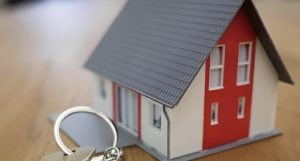 Τι γίνεται αν ο ενοικιαστής αλλάξει κλειδαριά στο σπίτι που νοικιάζει;
