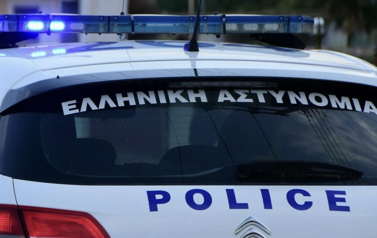 Οδηγός στην Ιερά Οδό έβγαλε τσεκούρι σε καβγά για την προτεραιότητα