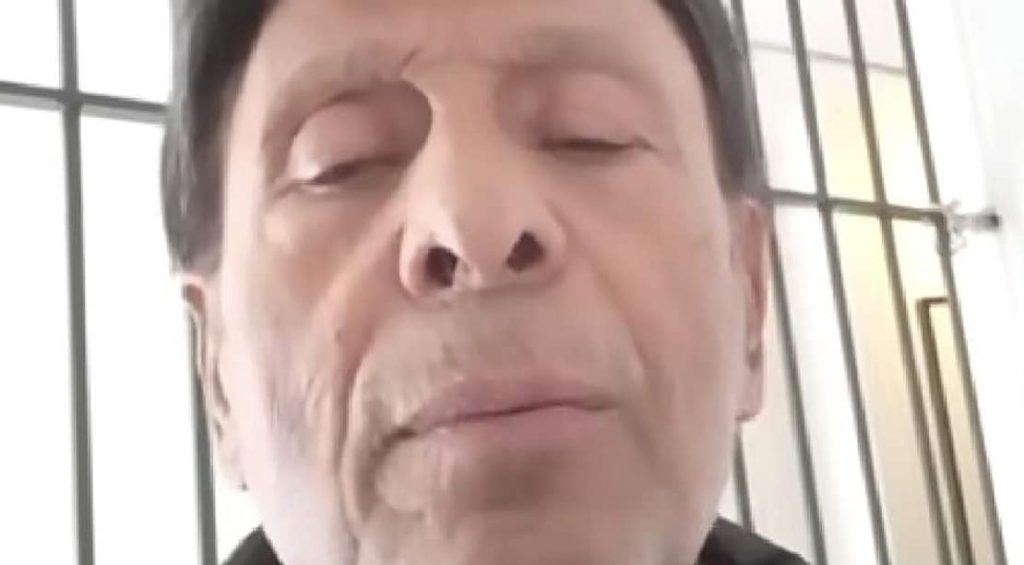 Ο Βασίλης Παϊτέρης κάνει TikTok μέσα από το κρατητήριο – «Ένα κράτος