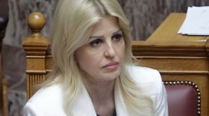 Βαρύ πένθος για την Έλενα Ράπτη – Έφυγε από τη ζωή ο πατέρας της