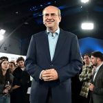 Κωστής Χατζηδάκης προς ΟΝΝΕΔίτες: «Πάρτε στην πλάτη σας την επόμενη εκλογική μάχη, κρίνεται το μέλλον της χώρας»