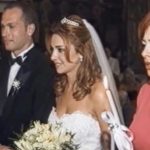Κωνσταντίνου & Ελένης: Το AI βίντεο από τον γάμο Πέγκυς – Μάνθου που έγινε viral 26 χρόνια μετά τη σειρά