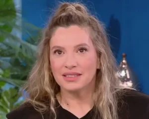 Δύσκολες ώρες για τη Σύλβια Δεληκούρα: Εσπευσμένα στα επείγοντα η γνωστή ηθοποιός