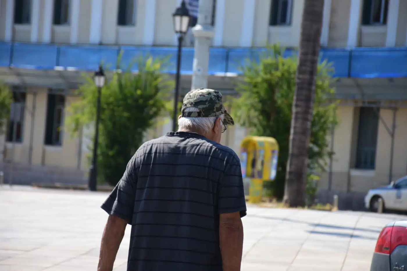 Συνταξιούχοι: Ποιοι δικαιούνται επίδομα των 400 και ποιοι μένουν εκτός